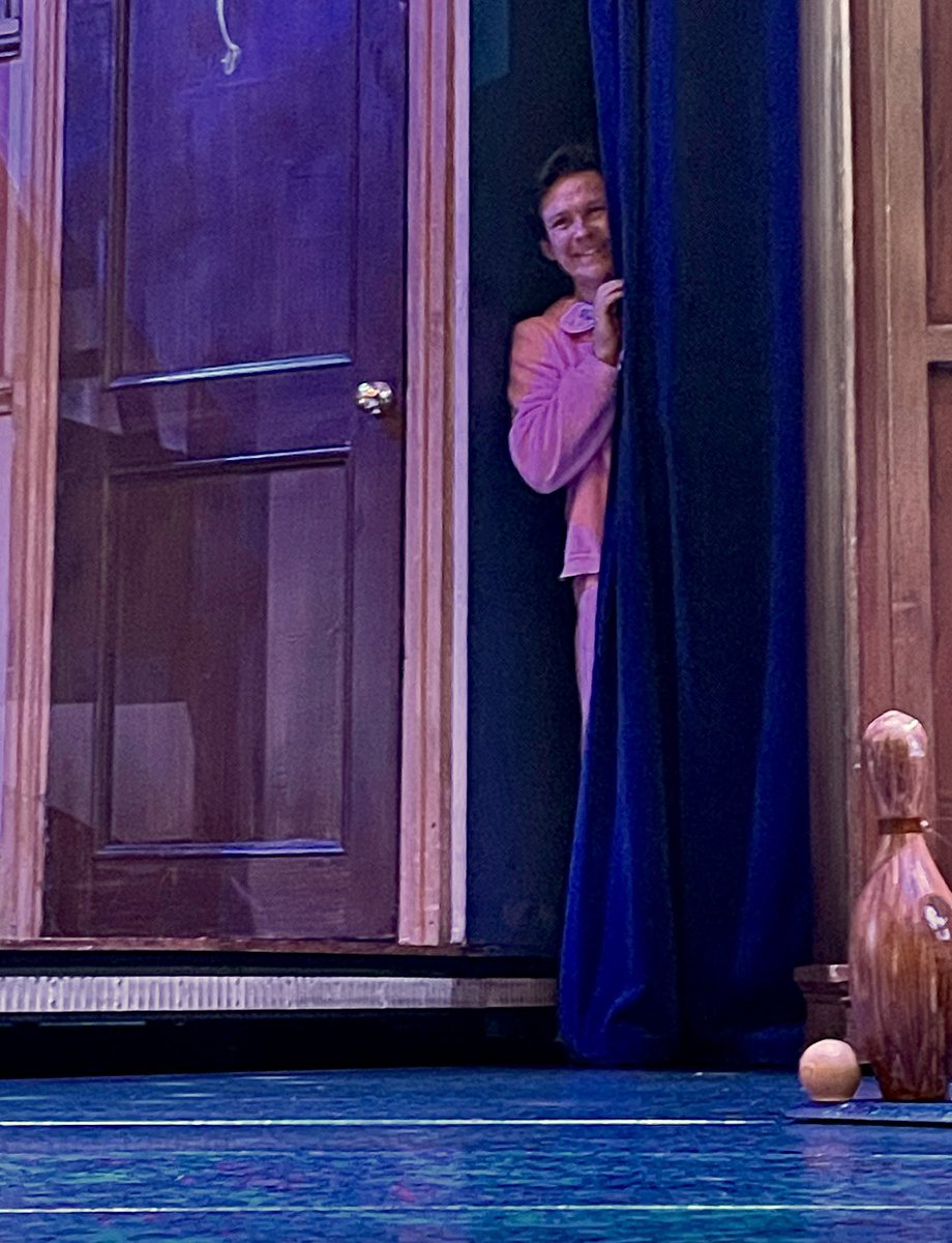MakerMadness's tweet photo. It’s the final day of @pangoeswrong in the west end 😭😭😭 so let’s mark it with my fav preshow pics from my 2 wonderful visits! Featuring a cheeky Max @mattturner90 a moody Trevor @chrisleask a dramatic Robert @MattMarkHowell and a stagehand whos just trying to help @Clare_Noy https://t.co/5ssVmW26dk