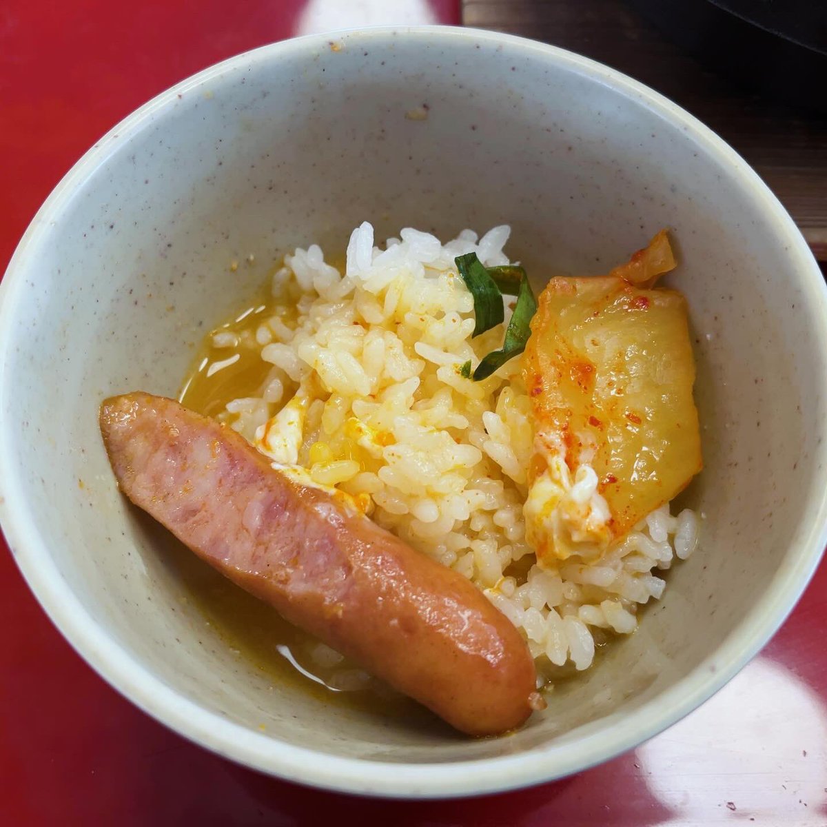 Jimny_Jim23's tweet photo. #Joyfull小野田中川店 #旨辛スープのキムチチゲ #期間限定
#Joyfull #ジョイフル #Joycafe #Restaurant #レストラン #ファミレス
#キムチチゲ鍋 #キムチ鍋 #チゲ鍋 #辛 #🔥 #味噌ベース #白だし #あごだし #玉子 #キムチ #ウインナー #豆腐 #ニラ #サリ麺 #鉄鍋 https://t.co/viy4gdWtUY
