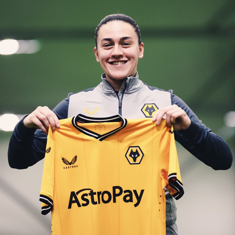 WolvesWomen's tweet photo. Welcome to Wolves, Meesha Dudley-Jones ✍️