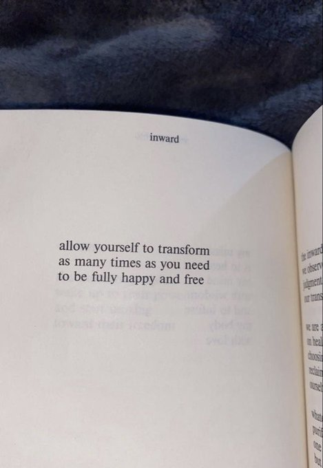 Cozyreads_'s tweet photo. 8 Breathtaking Book Quotes everyone should read -

1. https://t.co/MuU3Calpwf