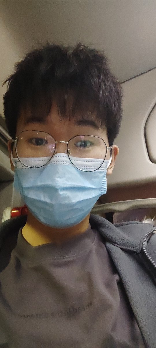 AhenWei's tweet photo. 放个寒假，还要���班。 https://t.co/RpwFVKQVXC