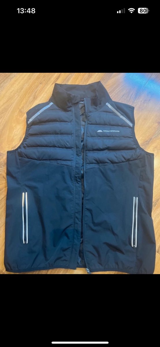 Innovator86's tweet photo. @adiFamily_ @T_C__B_S_T 

2 x Monterrain hybrid gilets for sale 

Both size large 
23 inch pit to pit
One black
One grey

Both in great condition from smoke and pet free home

£25 each or both for £45 https://t.co/82iUrbEMYA