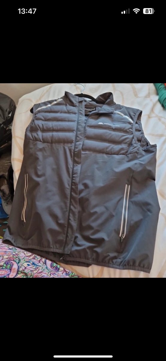 Innovator86's tweet photo. @adiFamily_ @T_C__B_S_T 

2 x Monterrain hybrid gilets for sale 

Both size large 
23 inch pit to pit
One black
One grey

Both in great condition from smoke and pet free home

£25 each or both for £45 https://t.co/82iUrbEMYA