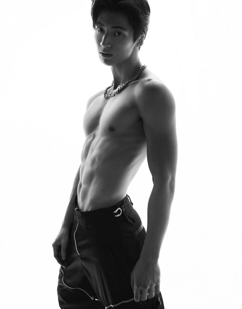 boomhyung's tweet photo. POND WHAT IS THIS 🥵🥵🥵 https://t.co/aPi4DwR5HK