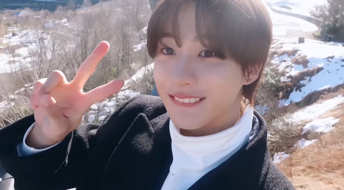 antonsfolder's tweet photo. he’s the most cutie-ful person ever please 😭😭😭 https://t.co/vDidjM7kA3