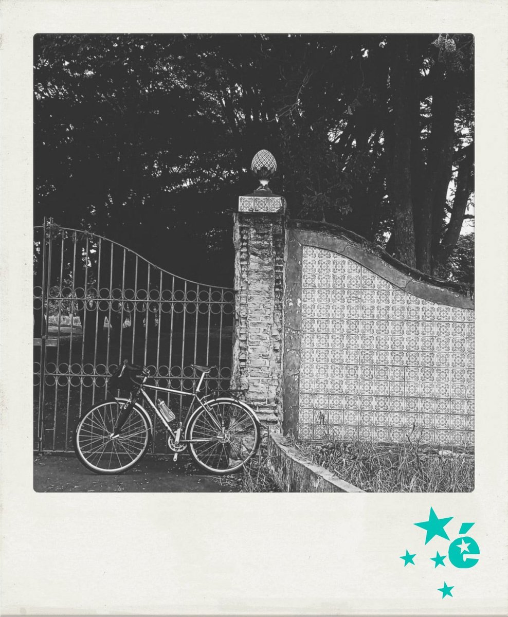 erremartins's tweet photo. 2023 foi assim.....

#quevenha2024 

#desafios 
#randonneur 
#ciclismodeestrada 
#ciclismodelongadistancia 
#MinhaReza 
#fazbemprafamilia https://t.co/d9bIfXLpx3