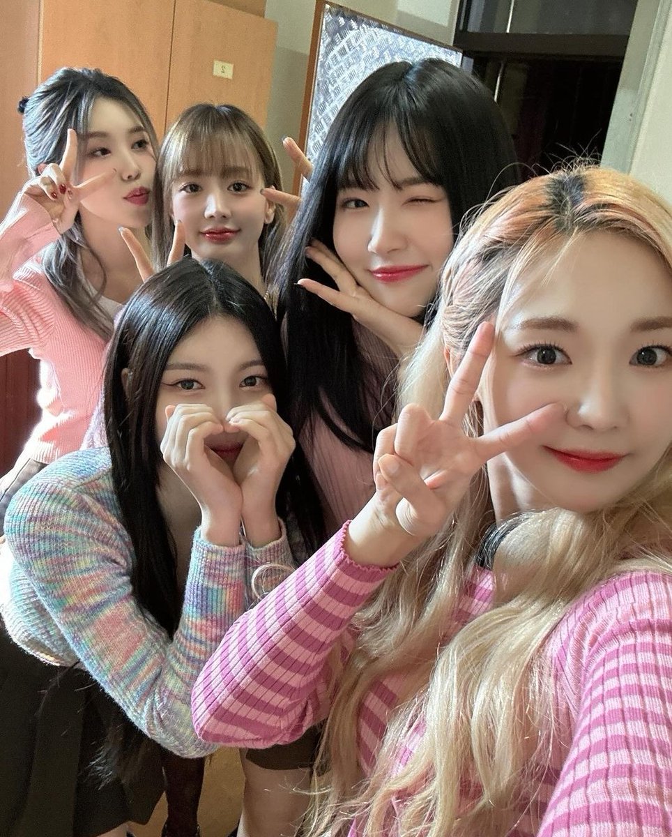 해시태그 tweet media