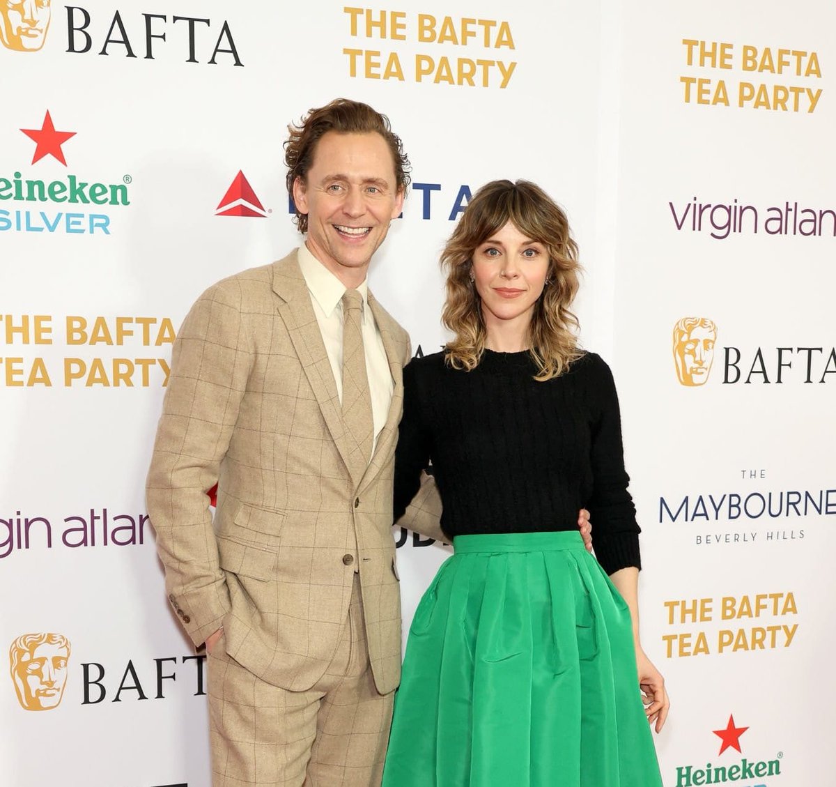 #TomHiddleston #SophiaDiMartino 💚