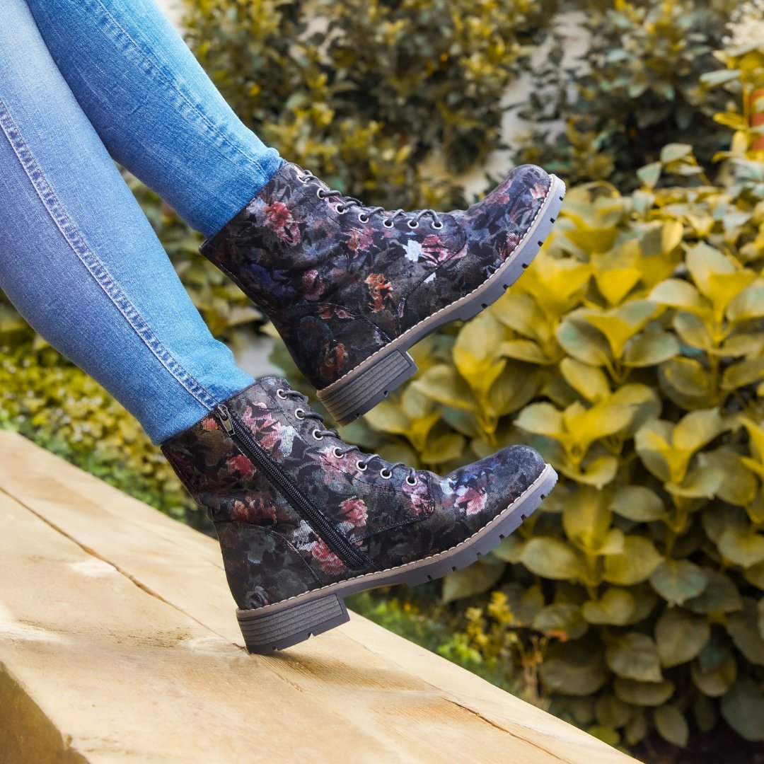 Bloom with every step in our floral lace-up boots. Perfect for perking up those grey January days. Shop now: ow.ly/wSTw50Qp4oL #ankleboots #boots #shoes #pavers #floralboots