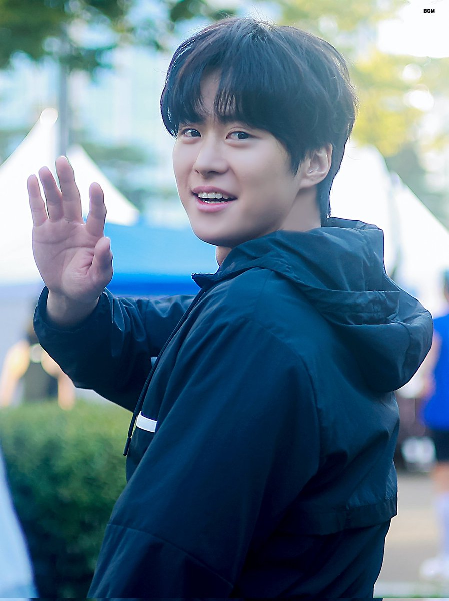 be_gongmyoung's tweet photo. 230924 뉴발 마라톤
❤️
#공명 #GONGMYOUNG #김동현 https://t.co/wZmh7RnUBC