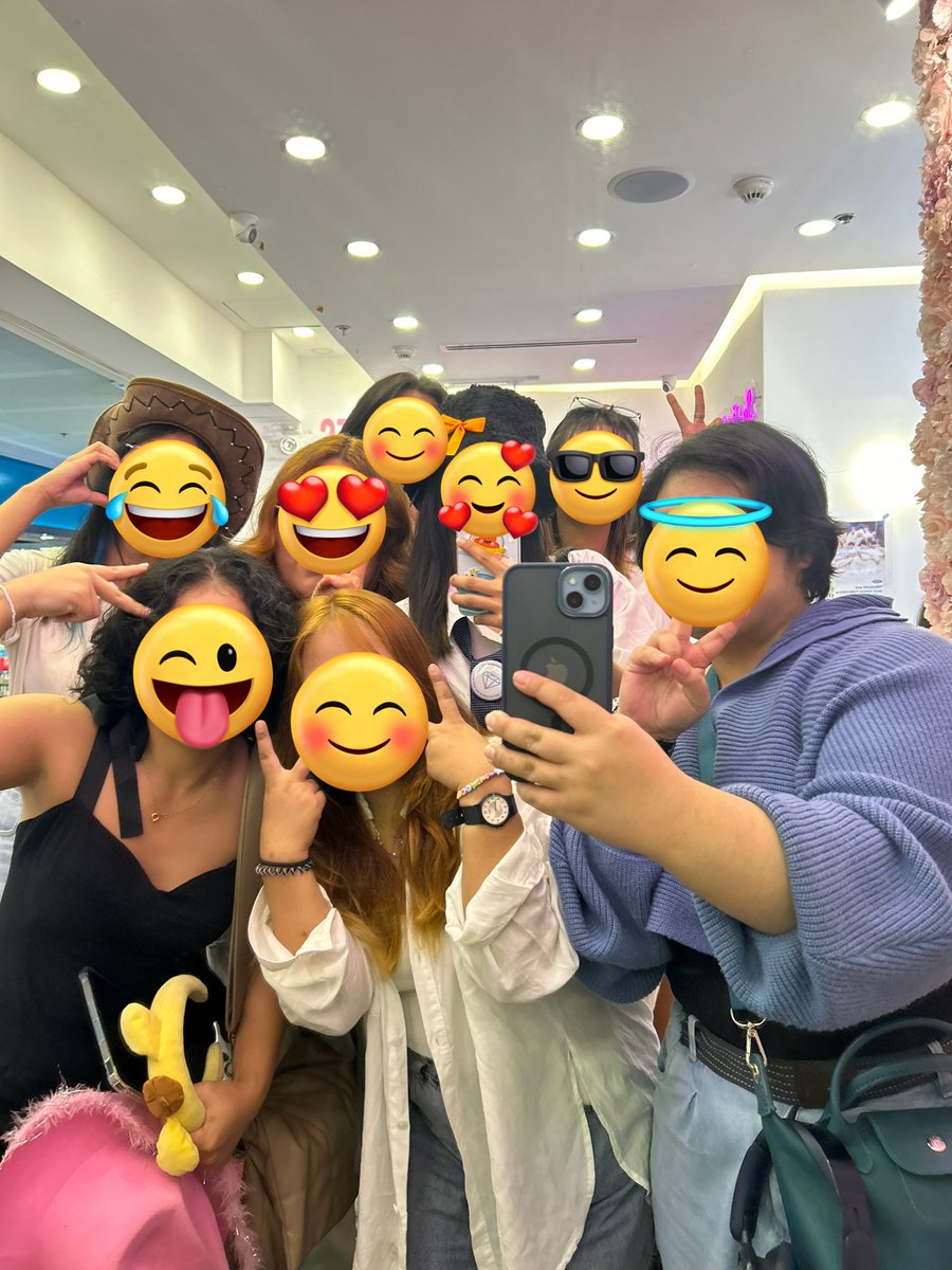 jannbeingaweeb's tweet photo. From anitwt to irl. A friendship formed through AOT and EreMika. 😊🫶#thalassophiles https://t.co/FxpW7o2MTi