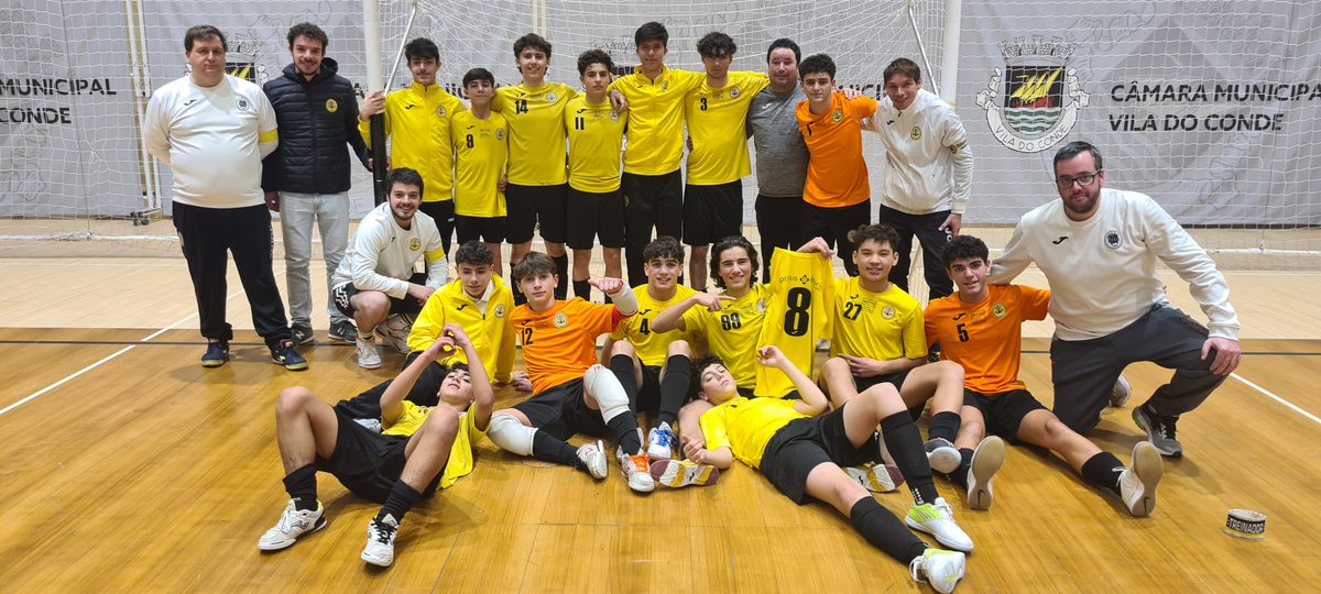 joaotiagoaraujo's tweet photo. Os Sub'17 do Sport Clube Beira-Mar estão, uma vez mais, nas 8 melhores equipas do país, apurados para a segunda fase do Campeonato Nacional de Juvenis FPF.

2016-2017: ✅️
2017-2018: ✅️
2018-2019: ✅️
---- 
2021-2022: ⭕️
2022-2023: ✅️
2023-2024: ✅️

Categórico. https://t.co/niYtvHgFwc