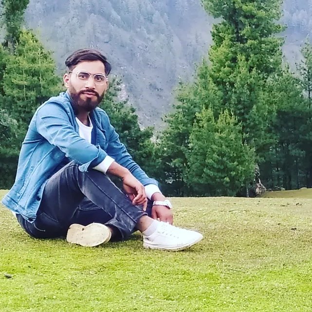 SharoxM's tweet photo. #NewProfilePic https://t.co/0k8sopGaDw
