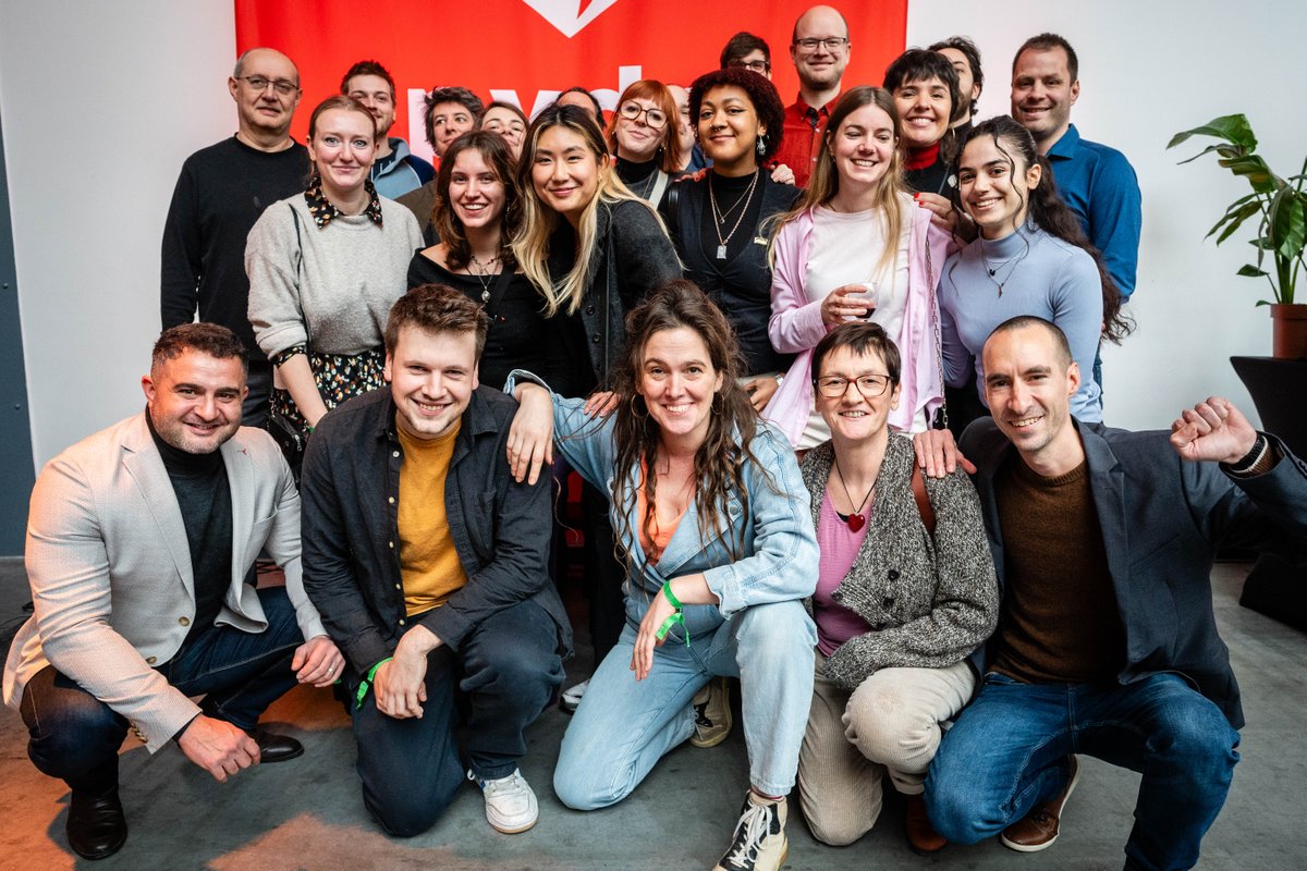 Een stem voor de PVDA is de enige stem voor eerlijke belastingen. PVDA voorzitter <a href="/RaoulHedebouw/">Raoul Hedebouw</a> trapt de verkiezingscampagne af. Team Oost-Vlaanderen present.