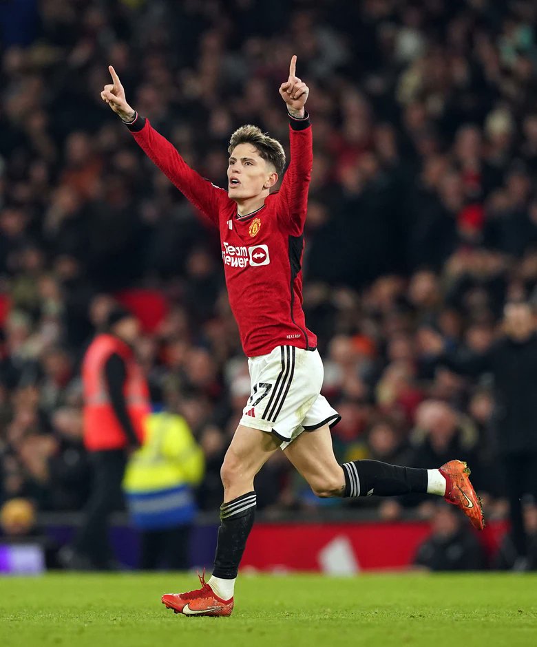 Glazeroutjersey's tweet image. If Garnacho Scores Vs Spurs Today We Will Giveaway Any 23/24 Shirt To One Lucky Follower !!!

To Enter Simply...
1️⃣Follow US @Glazeroutjersey ✅
2️⃣Retweet This Tweet 🔁

Good Luck 🤞