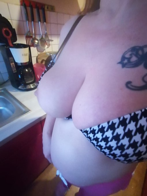 ich brauch es heute-verdammt #bigbobs #cam #chat  https://t.co/hDr7fxk2oS https://t.co/zK31w0UQXd<a href="/tag/bigbobs"class="tags">#bigbobs</a><a href="/tag/cam"class="tags">#cam</a><a href="/tag/chat"class="tags">#chat</a>