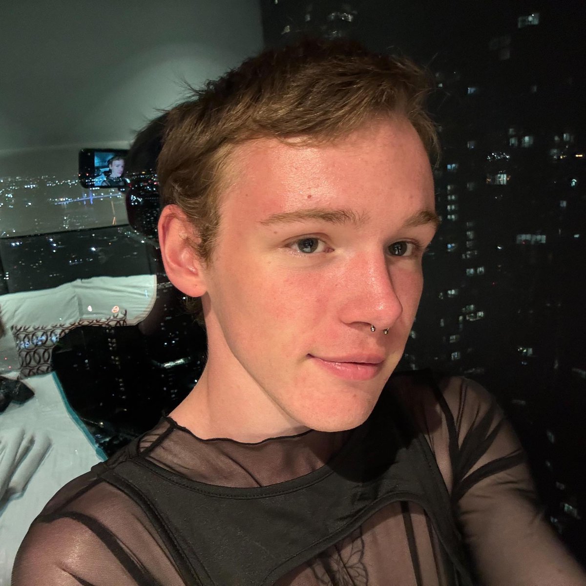 _gloome_'s tweet photo. 🤠 https://t.co/KGEcsxkL2X