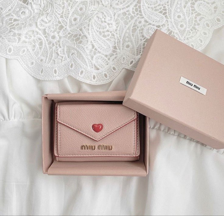 blusmarine's tweet photo. miu miu wallet ✧ https://t.co/X2gvQG3WYi