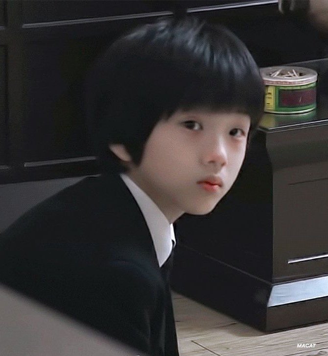 s0_0b0211's tweet photo. 지성이 진짜 잘 컸다… https://t.co/8enXcUkgdd