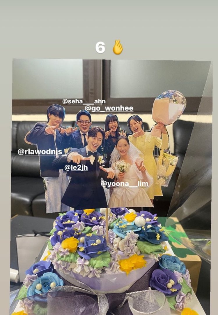 [20240114] KIM GAEUN IG STORY

6 sibs!
The sibs of #KingTheLand supported #LEEJUNHO for his concert

#다시_만나는_날
#2024_LEEJUNHO_CONCERT #YoonA #KimJaewon #AhnSeha #GoWonhee #KimGaeun