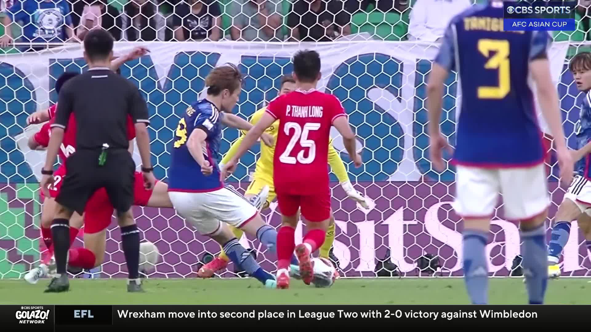Ayase Ueda gets Japan's 4th of the day! 💫