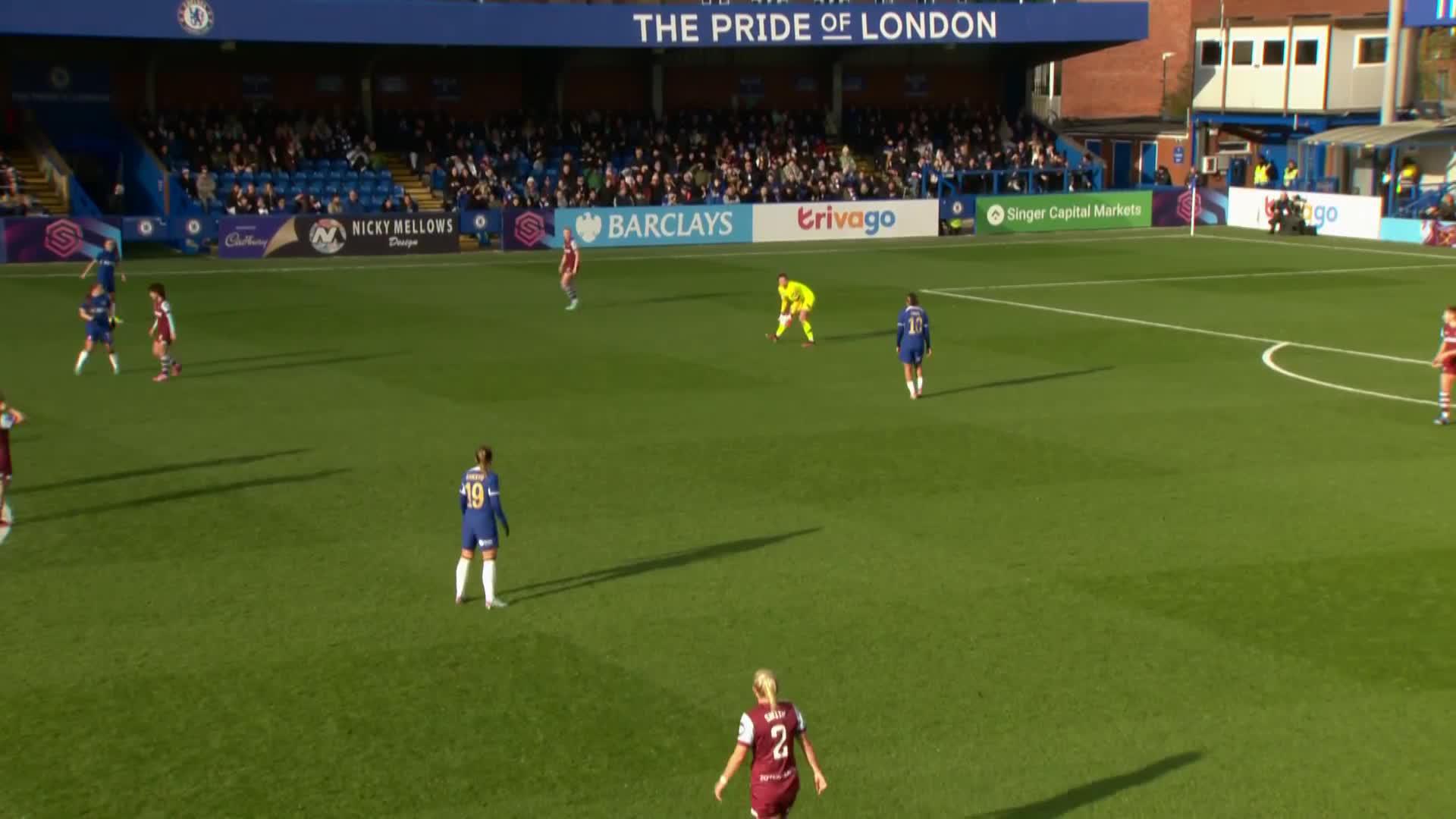 From back to front 💨Asseyi catches the Blues off guard for @westhamwomen 😲#AdobeWomensFACup