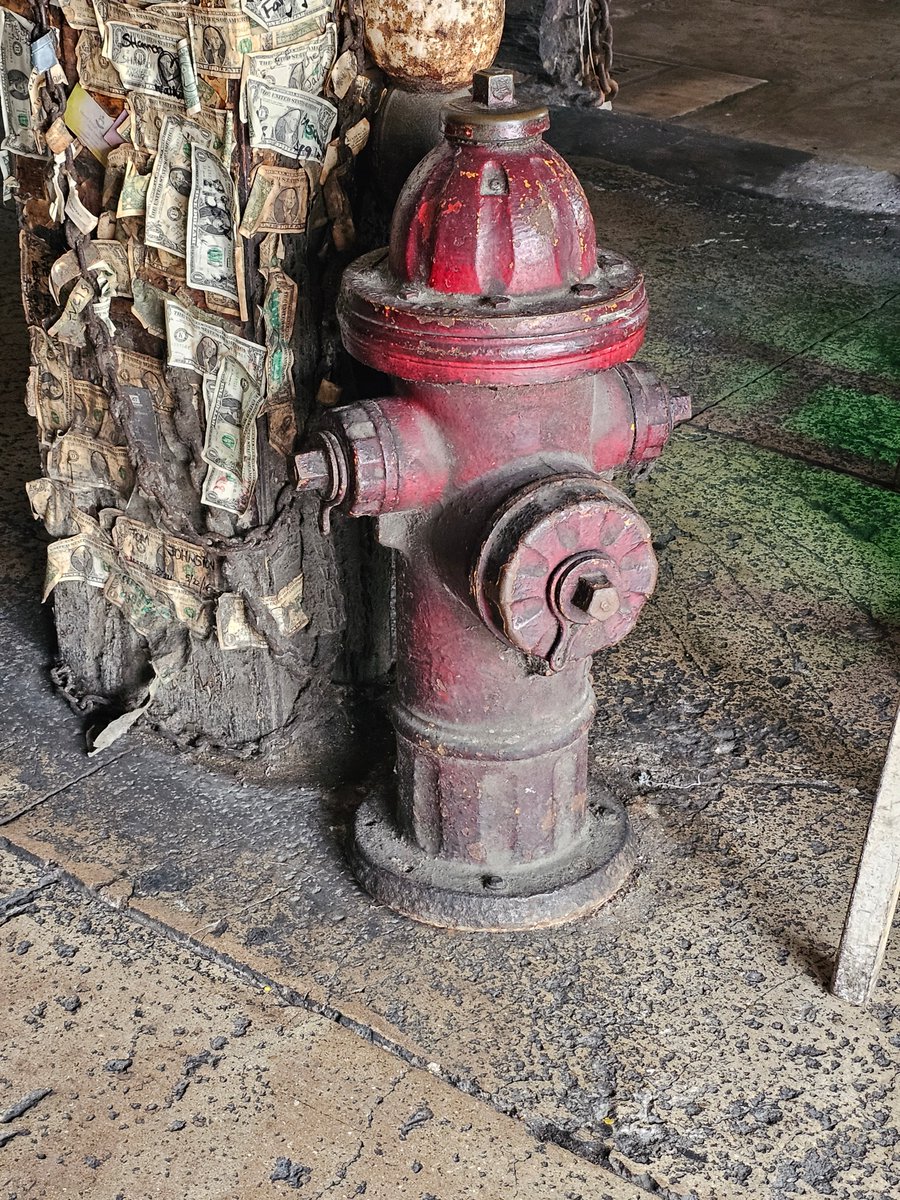 FlaKeysResorts's tweet photo. 🚒🏝️ Fire hydrants in a Key West bar? 🔥🍻 Which iconic watering hole is this fiery guardian a part of? Drop your guesses, and let's keep the Conch Republic vibes flowing. 🗝️🥃 #KeyWestFireHydrant #IslandBars #ConchRepublicMystery #KeyWestFun #IslandLife #GuessTheBar https://t.co/6sKvmSsQVq