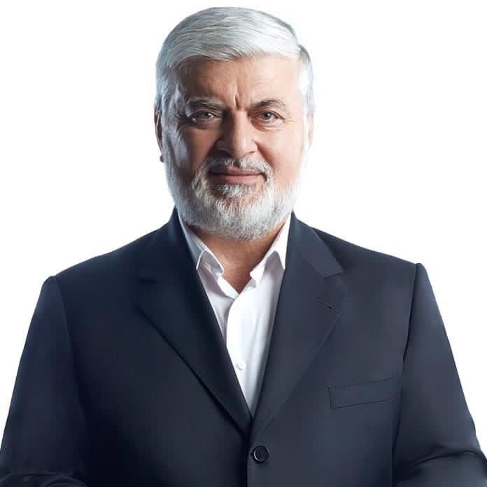 İslam Hukukçusu, ilahiyatçı, yazar Prof. Dr. Faruk Beşer hocamıza Allah’tan rahmet; ailesi, yakınları ve tüm öğrencilerine sabır ve başsağlığı diliyorum. Mekanı cennet olsun.