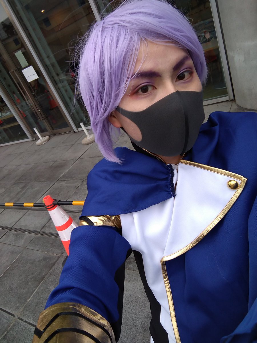 mmitsuki425cs's tweet image. 2021年
2022年
2023年
年1ガエリオしてるけどコスプレ下手過ぎる……成長を感じない……
なんなら2022年が奇跡的にアイライン？上手かったの謎
今年こそはコスプレ頑張りたいし年1以上したいわね
#C99
#C99コスプレ
#C99_cos
#となコス
#C103
#C103コスプレ
#C103_cos