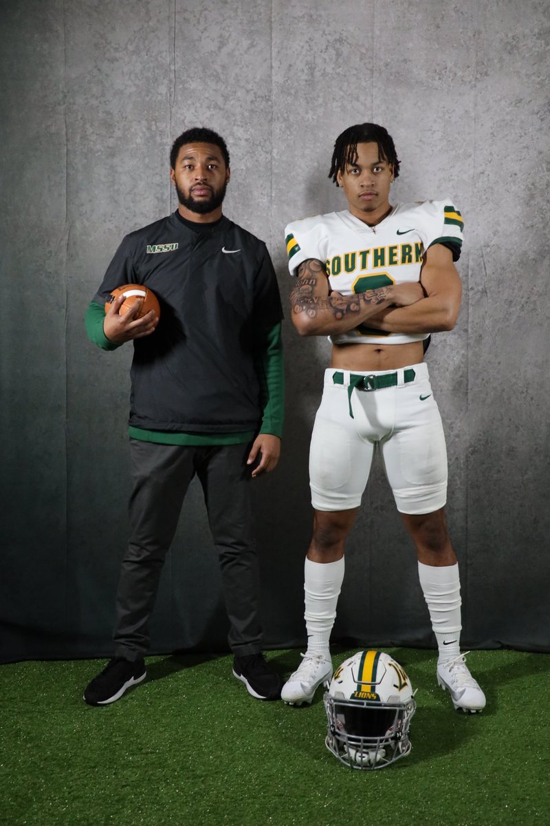 DA_Oliver22's tweet image. Committed and blessed  !!!  @MOSOFootball @JerodAlton @CoachAB_MSSU @ReggieWynns @Phouly31