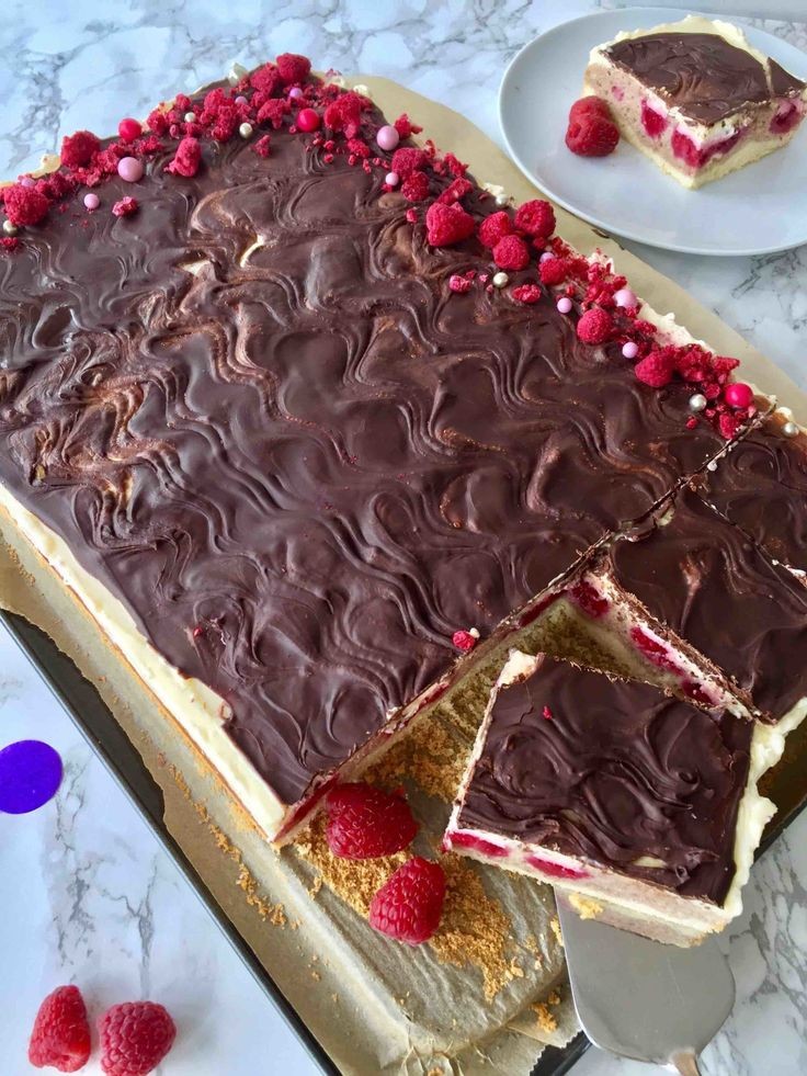 BeateAlexander3's tweet photo. 🏡Einen schönen Nachmittag ihren Lieben und schöne Kuchen 👌❤️😋👌☕️🧁🏡☁️🍀🌹❤️👑🍀 https://t.co/js93pPqctx