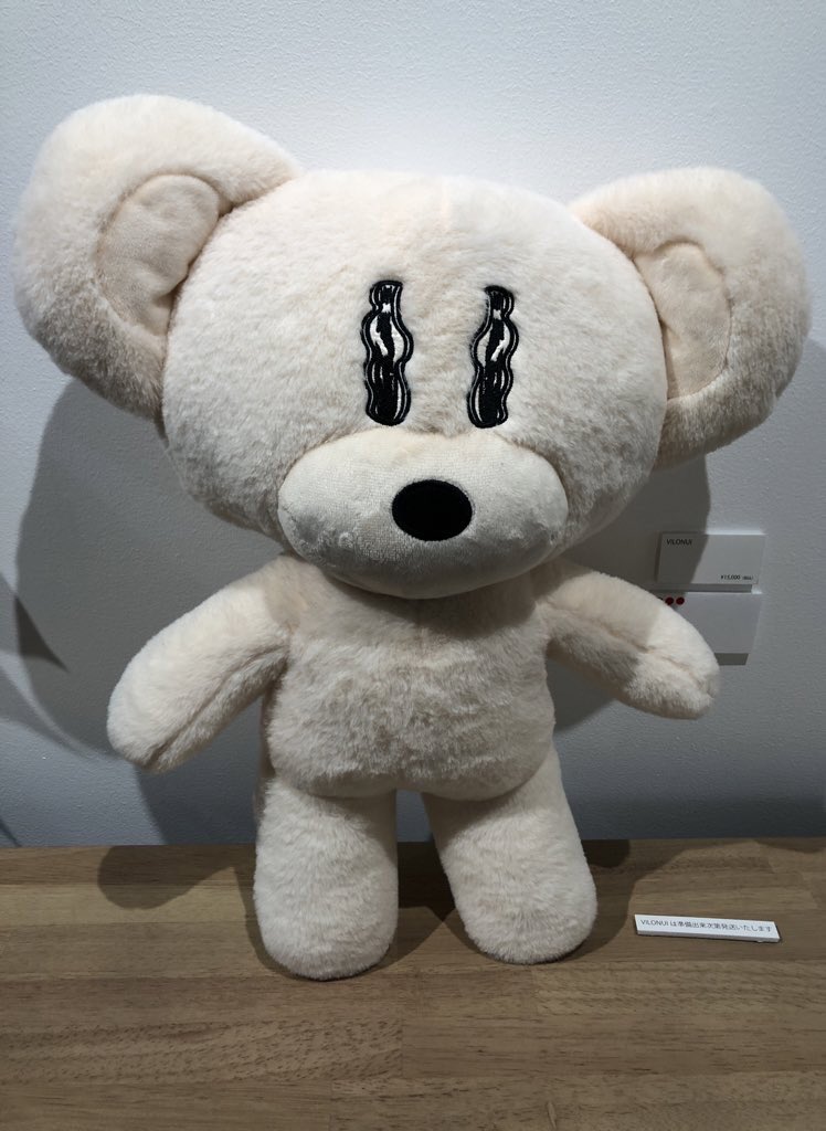 本日伺ったKYOTAROさんの個展「VILOVILO BAA」にて、米原さんと葉子さんにも久しぶりにお会いできてめちゃくちゃ嬉しかったです✨写真も一緒に撮っていただきありがとうございました✨