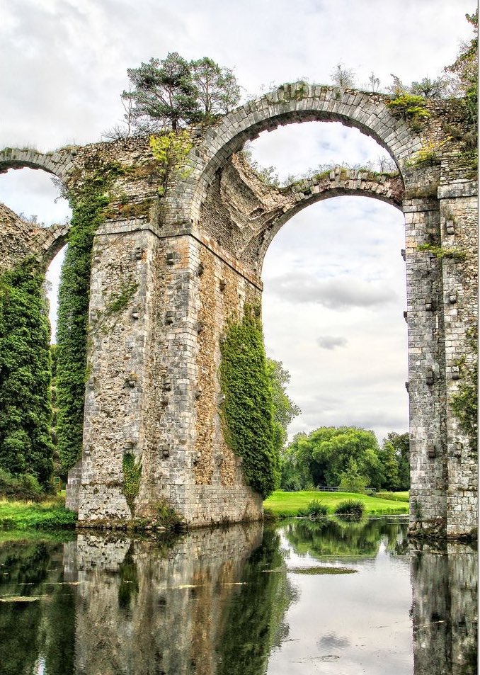 Aqueduc de Maintenon by François-Edmée Ricois in 1850 and now, France 🇫🇷