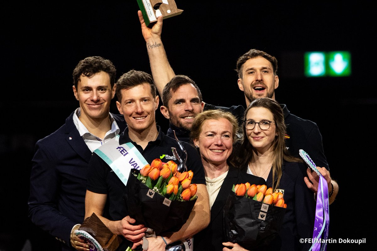 FRA_Equitation's tweet image. #voltige
👏 Bravo à Théo Gardies, Sir Sensation et Sébastien Langlois qui sont montés sur la 🥈 marche du podium de la finale Coupe du monde FEI Vaulting à Bâle 🥳🥳🇨🇭
Résumé &amp;amp; réactions ➡️ffe.com/actualites/2e-…