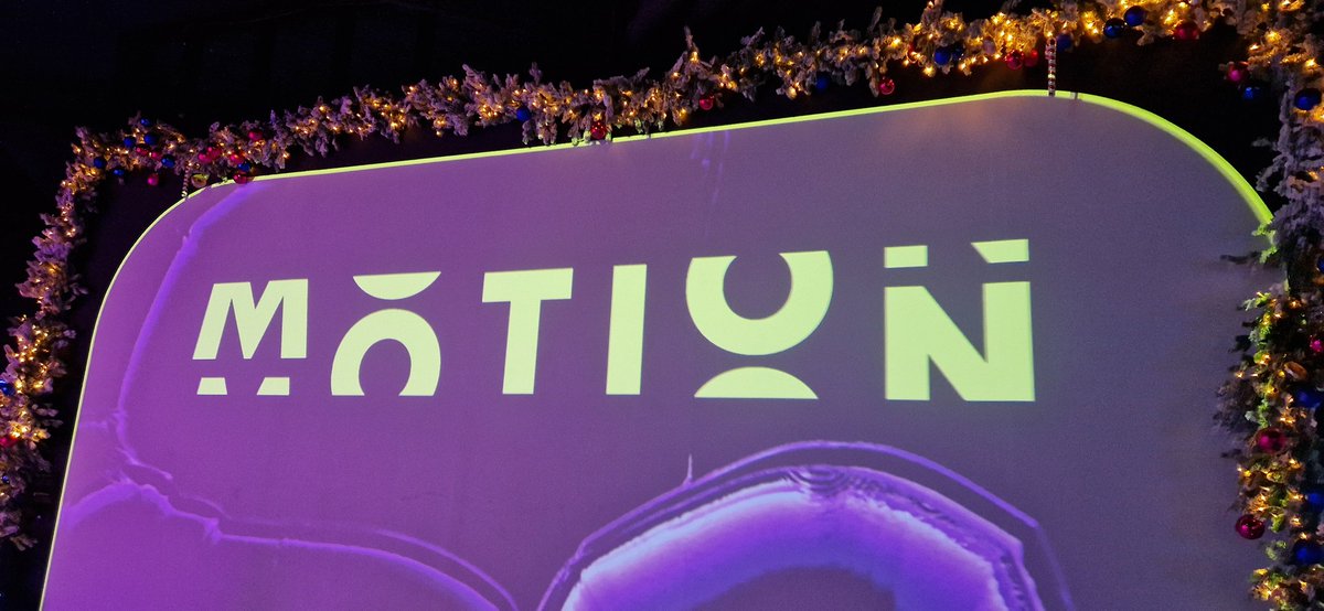 Positievelaar's tweet photo. Motion Experience Eindhoven was erg leuk voor die prijs. We waren naar #KidsMotion maar ik wil nog wel eens terug naar #MotionTime 🤩 #motionexperienceeindhoven https://t.co/3IkVFGiNhZ