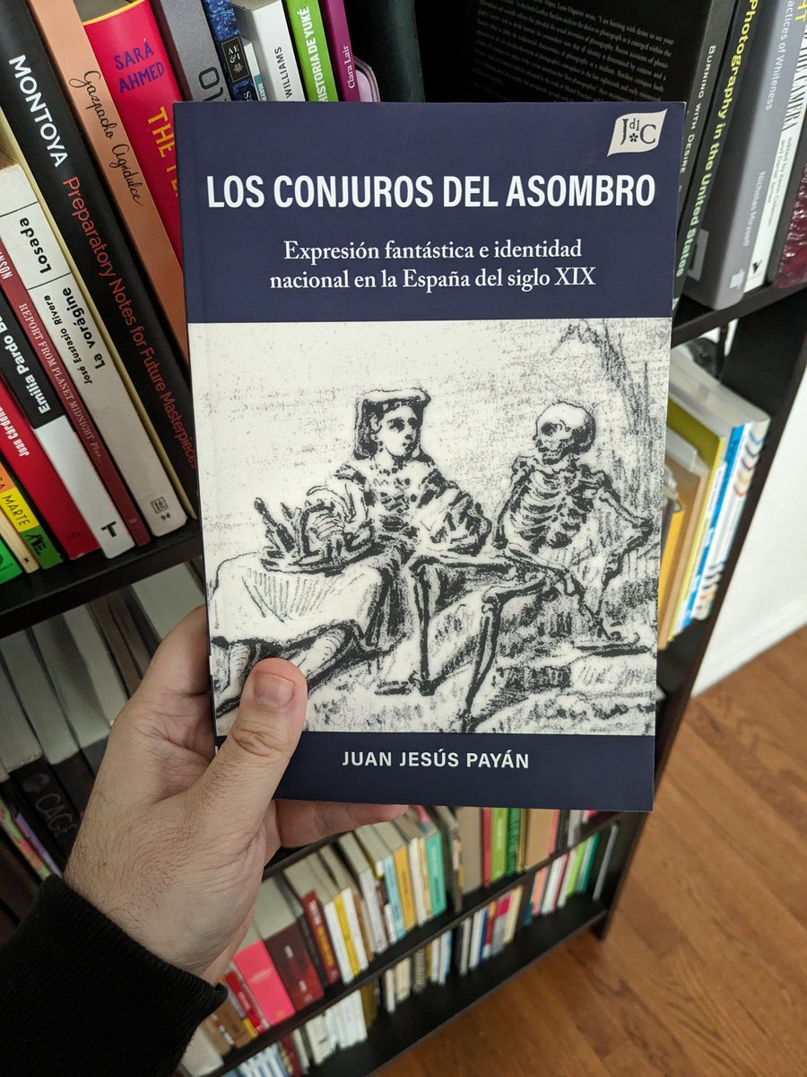 Recién llegado a nuestra biblioteca. ¡Muchísimas gracias, @juanjesuspayan! @CristinaEle