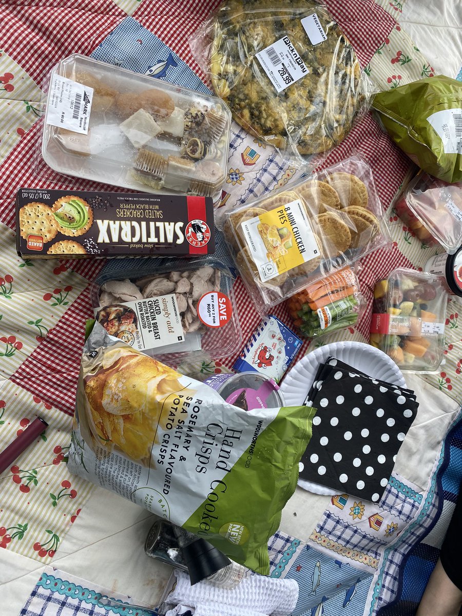 its Shelley, not Shirley. Sorry 🤷♀️ tweet media