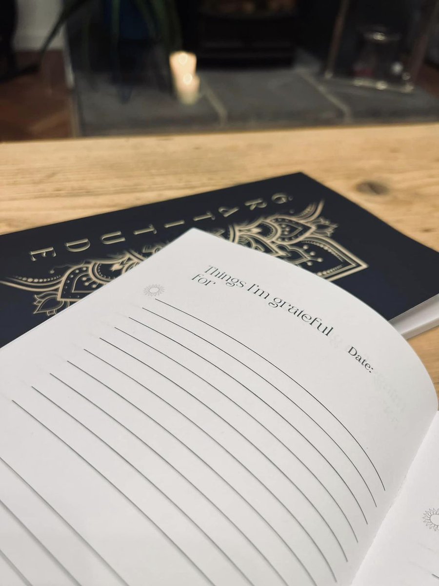 Bizitalk's tweet photo. The Gratitude Journal
Transform your life in just 5 minutes a day!
How is this Journal different?
Free membership to 'Lift Club' - a weekly email that gives your mind a Lift
Helps you focus on what's important in life each & every day.
@JoshLJ24 #LiftClub
https://t.co/cC1xVfin8I https://t.co/7qUcuHeF8k