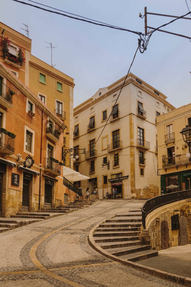 Have you visited? As the former capital of the Hispanic Roman Empire, #Tarragona is full of history. The beauty of its surroundings along with its #cultural offer, the quality of its food and the range of services fill the city tip life near INFINITUM.