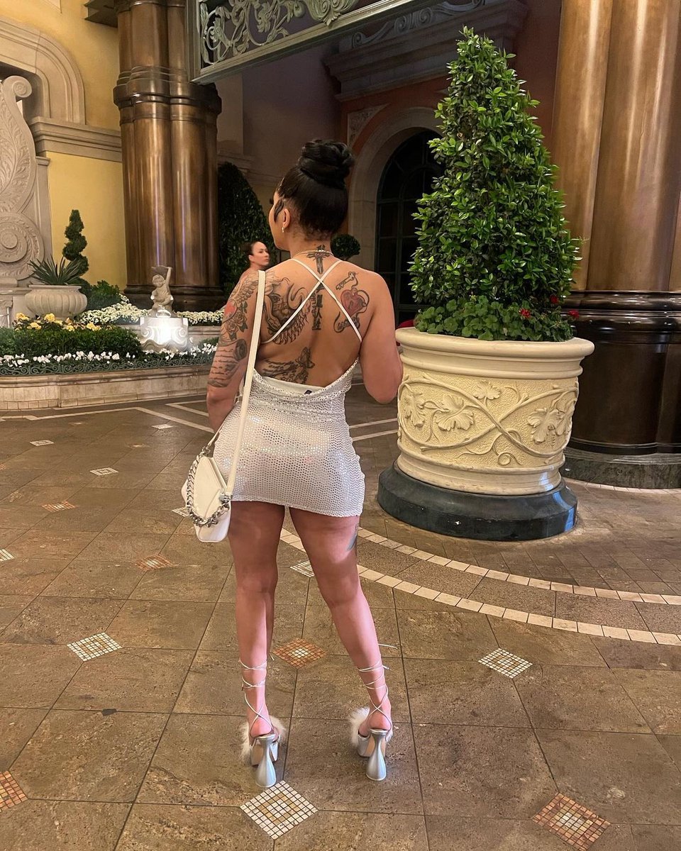 If he a fan of the next bitch, he does not belong to me 🫶🏽