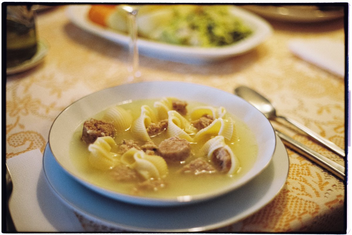 Carlota (@charlievalless) on Twitter photo He rebut les fotos que vaig fer al nadal i simplement vull recordar el millor plat de la gastronomia catalana He rebut les fotos que vaig fer al nadal i simplement vull recordar el millor plat de la gastronomia catalana
