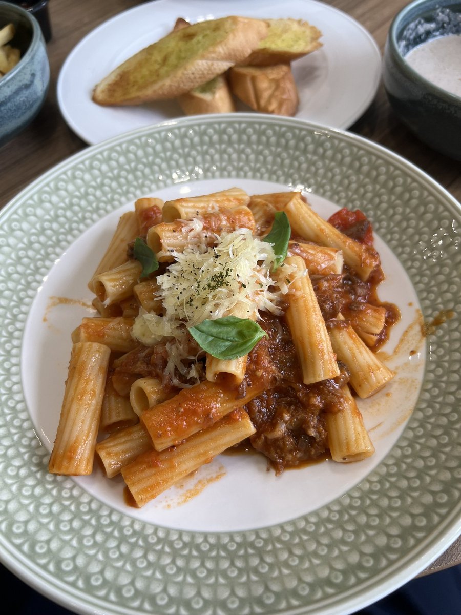OhFoodylicious's tweet photo. Mamma Mia Trattoria E Caffè @ Jewel

It’s a casual-style dining restaurant that serves true &amp; simple Italian fare in an unpretentious and inviting Trattoria atmosphere. Artisan pastas that are handcrafted with fresh ingredients &amp; cooked à la minute. Visit their 5 outlets now!😋 https://t.co/FJenRzO1jZ