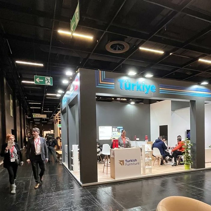 Avrupa'nın önde gelen mobilya fuarlarından IMM Köln 2024 Uluslararası Mobilya Fuarı, Almanya'da, kapılarını ziyaretçilerine açtı. <a href="/ERKANNOZKAN/">ERKAN ÖZKAN</a> <a href="/ahmetgulecn/">Ahmet Gulec</a> <a href="/dgstznl/">dgstznl</a>