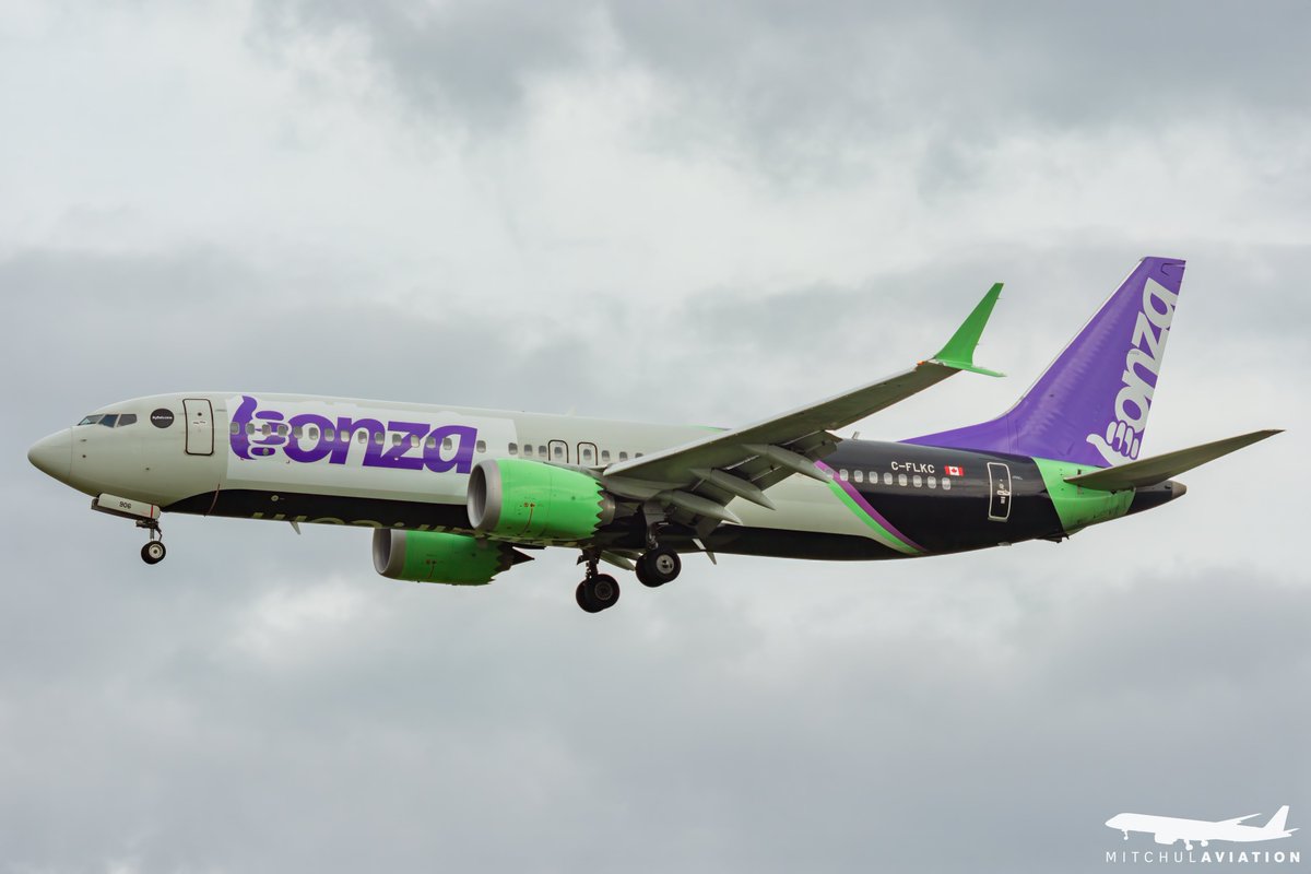 Flonza. 

A 737-MAX8 of <a href="/flairairlines/">flair airlines</a> (C-FLKC, MSN: 61807), masquerading with Bonza colours, on finals into <a href="/AvalonAirportAU/">Avalon Airport</a> after its flight down the east coast from
<a href="/gcairport/">Gold Coast Airport</a>.

#avgeek #planespotter