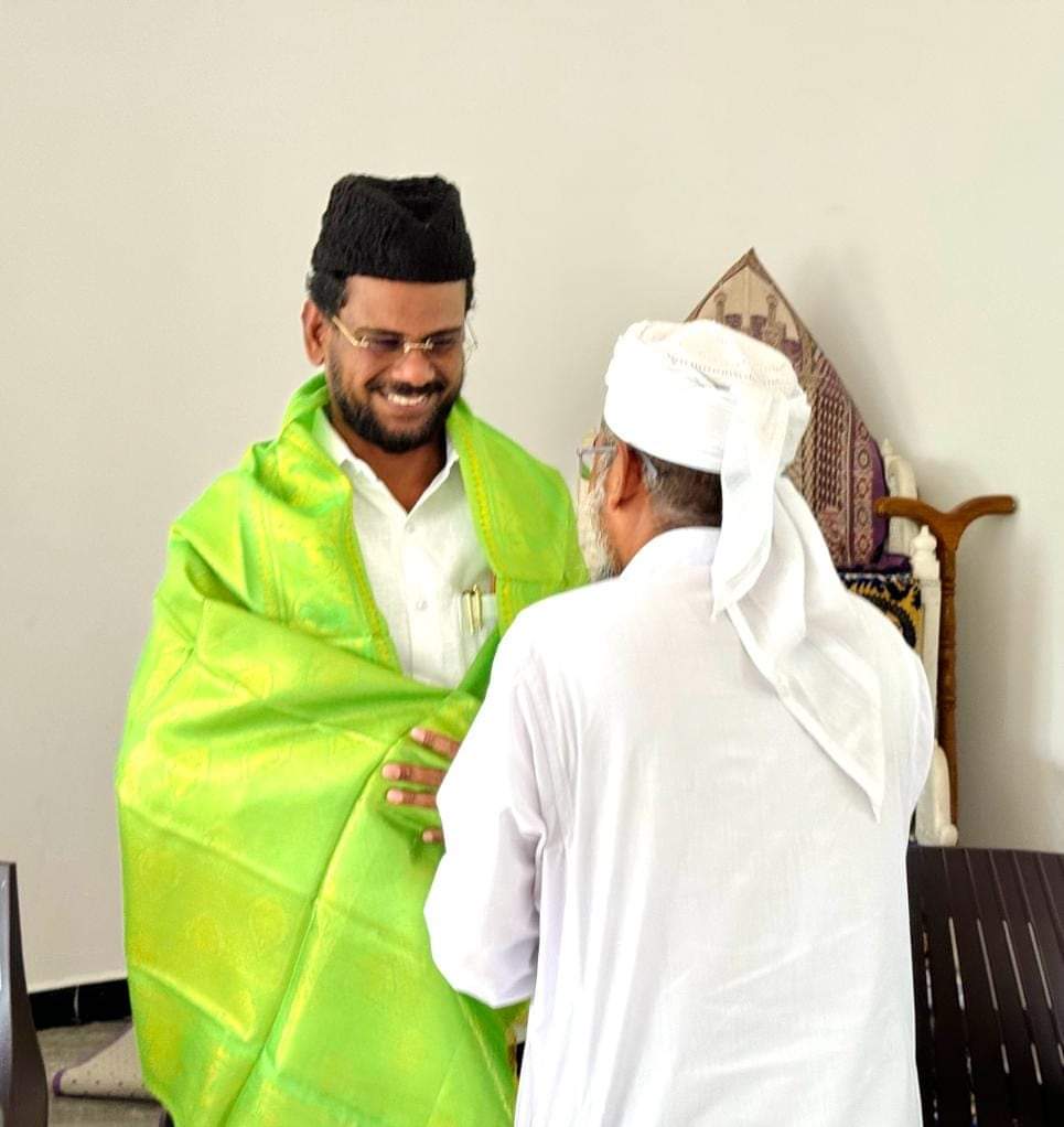 tmmkhqofficial's tweet image. தேனி மாவட்டம் பெரியகுளத்தில் இயங்கி வரும் ஜாமிஆ அல் அஷரத்துல் முபஷ்ஷரா இறையியல் கல்லூரி மாணவர்களுடன் மனிதநேய மக்கள் கட்சி பொதுச்செயலாளர் ப.அப்துல் சமது MLA கலந்துரையாடினார்.
@abdulsamadmmk

#mmkitwing #mmkmla #abdulsamadmla