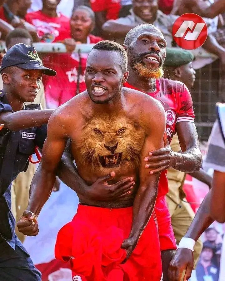HanafiSalum's tweet photo. Ikumbukwe Tadeo lwanga alianza kuonekana znb na watu wakambeza aliporudi ligi kuu akatushangaza. Hivo hivo kwa sarr ni mda tu https://t.co/ybhv4j8uj1