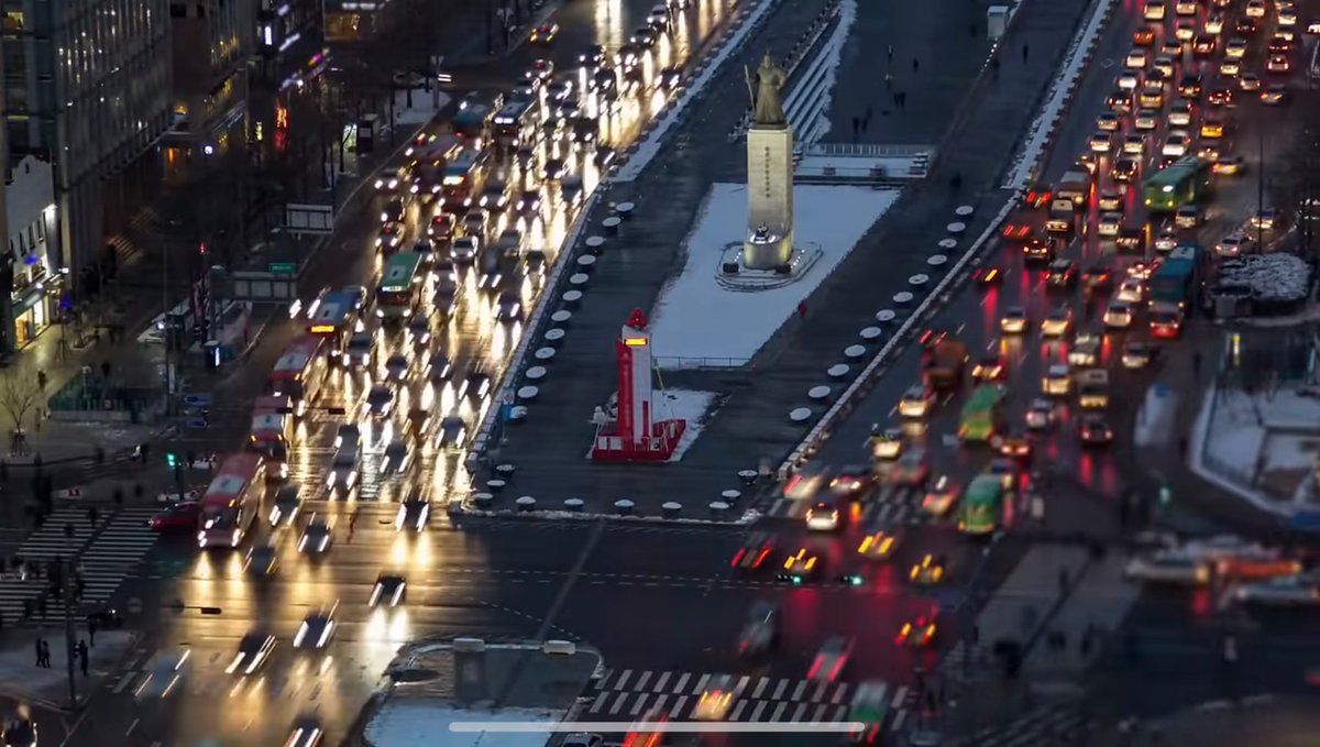 이번에 유튜브로 한국을 리포팅해준 <신경끄기의 기술> 저자 마크 맨슨에게 매우 고맙다고 느낀다. 시키지 않았는데 자발적으로 분석해주고, 문제의...