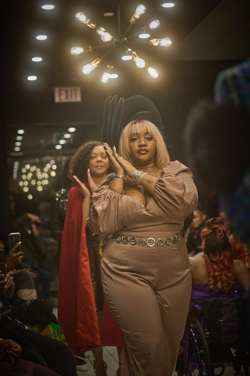 Nsw222's tweet image. a day in the life of … #ModelLIFE #Issawrap