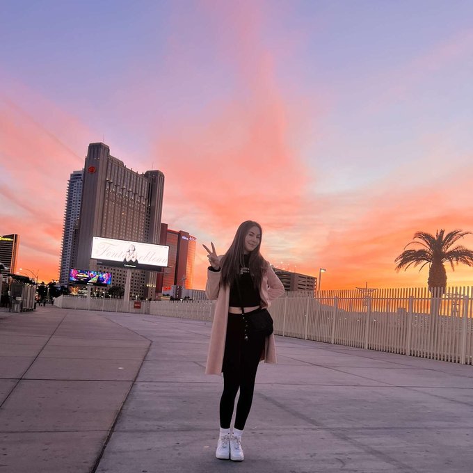 ✌🏻🙂 https://t.co/tEieieyDgu