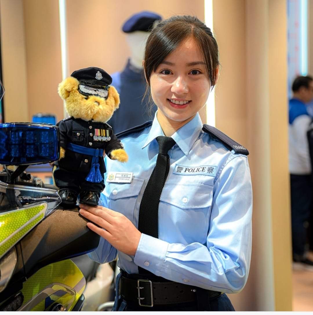 Good Morning 😊😊
#HongKongPolice